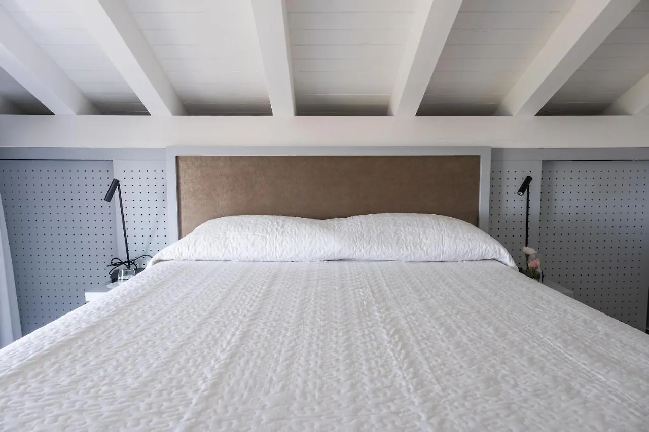 Lux Suite Sicily Mascalucia 0*,